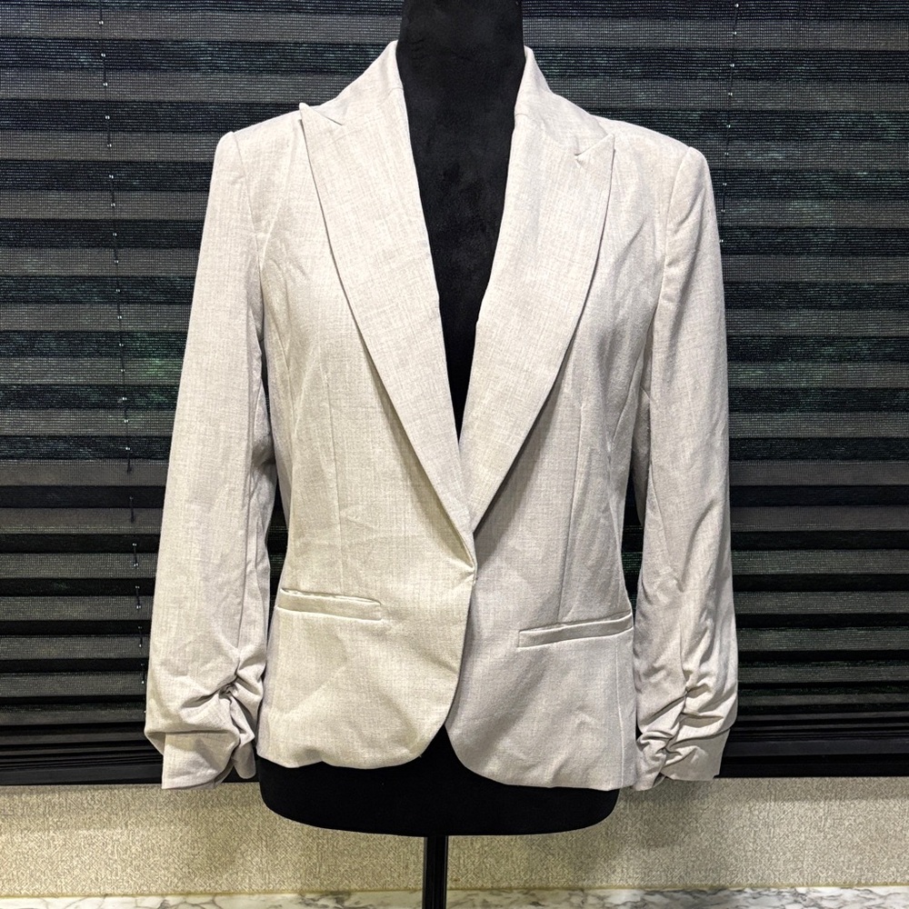 AMANDA+CHELSEA Light Heather Tan Collared Structure Shoulder Blazer Jacket WN 10